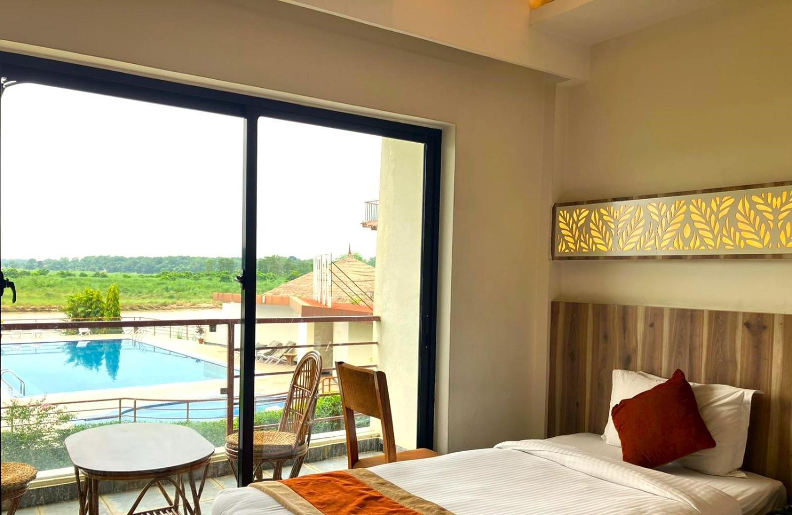 Park Safari Resort, Chitwan National Park Экстерьер фото